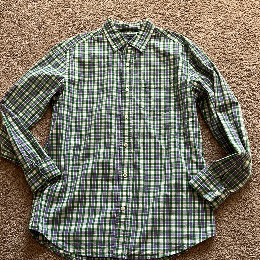 Gap Button Up Shirt